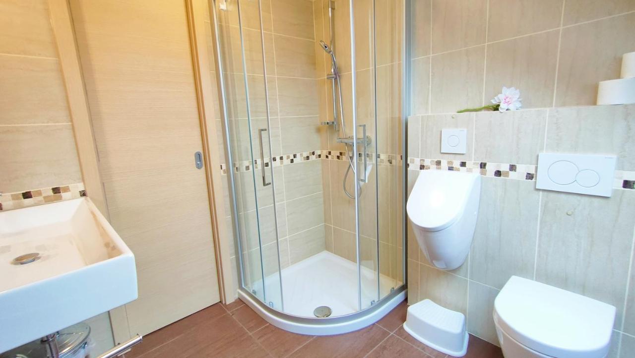 Apartmaji Dora Mojstrana Luaran gambar